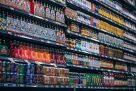 Preços nos supermercados e atacarejos sobem menos em julho